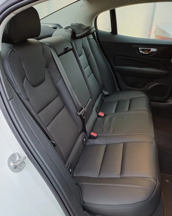 Volvo S60 cena 199714 przebieg: 10, rok produkcji 2024 z Darłowo małe 301
